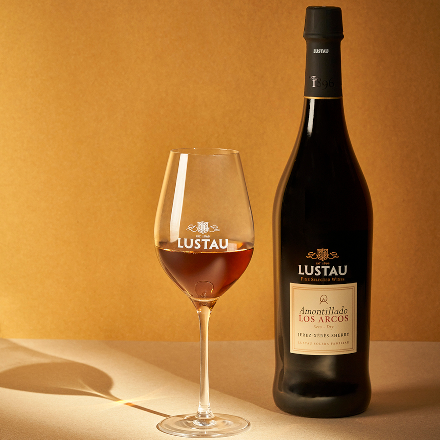 Lustau Amontillado Los Arcos Sherry image
