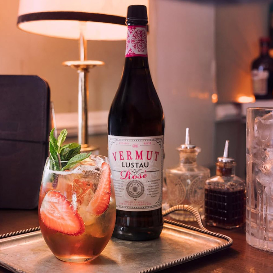 Lustau Vermut Rosé image