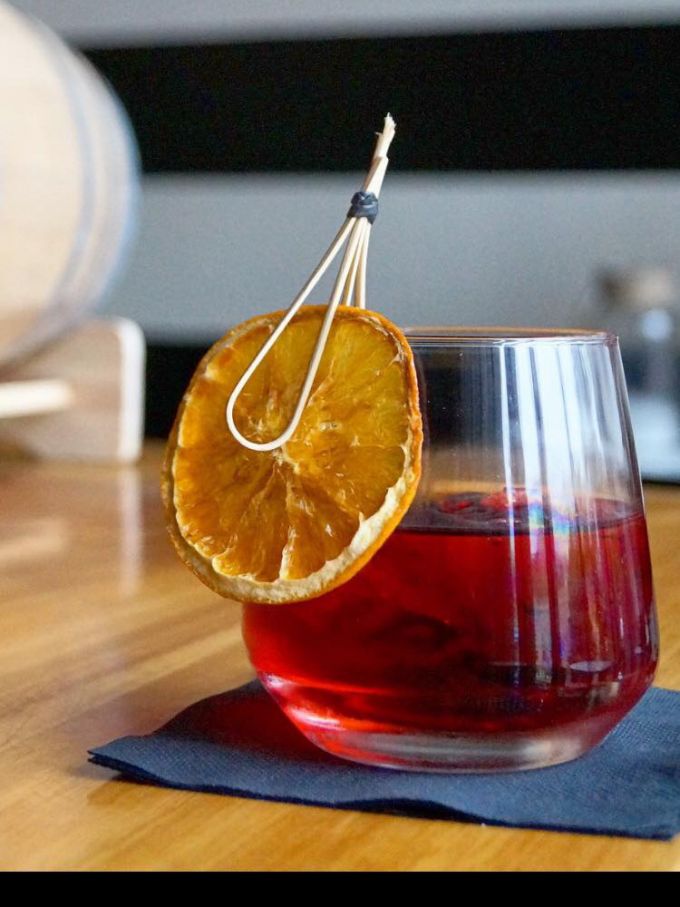 7 Reasons Dehydrated Cocktail Garnishes Are Awesome