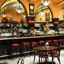 Huber's Café image