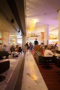 Lobby Lounge image 1