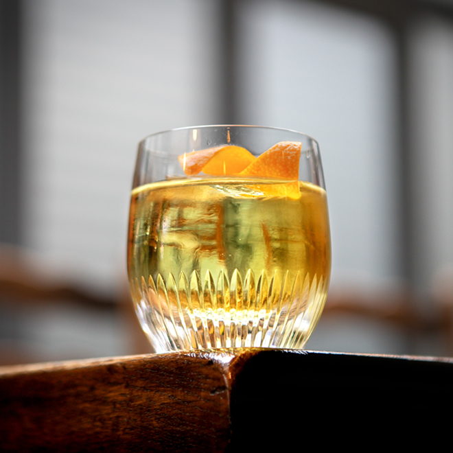 Η γεντνιανή στα cocktail image